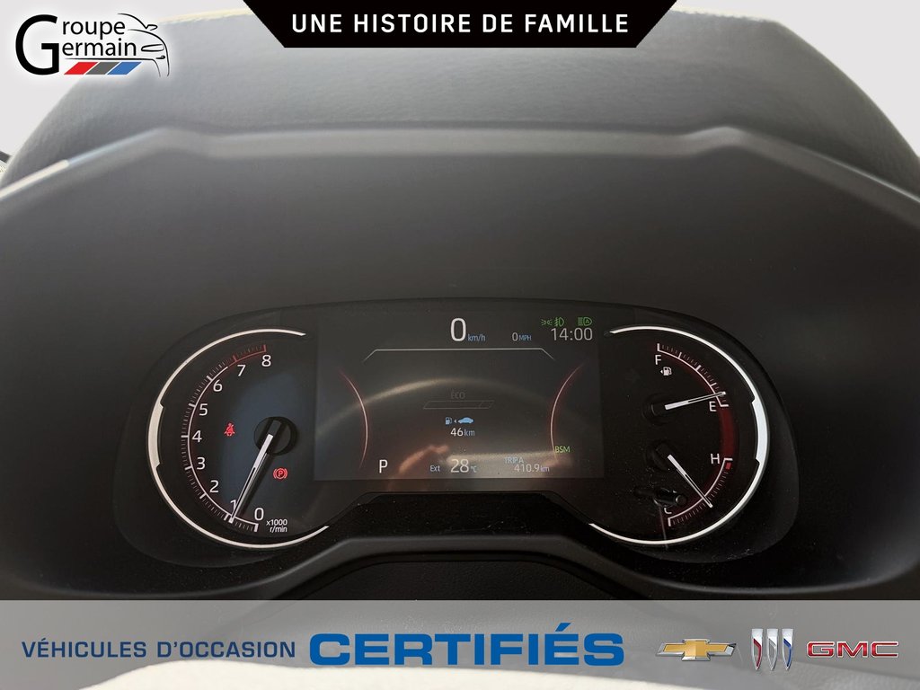 2024 Toyota RAV4 in St-Raymond, Quebec - 25 - w1024h768px