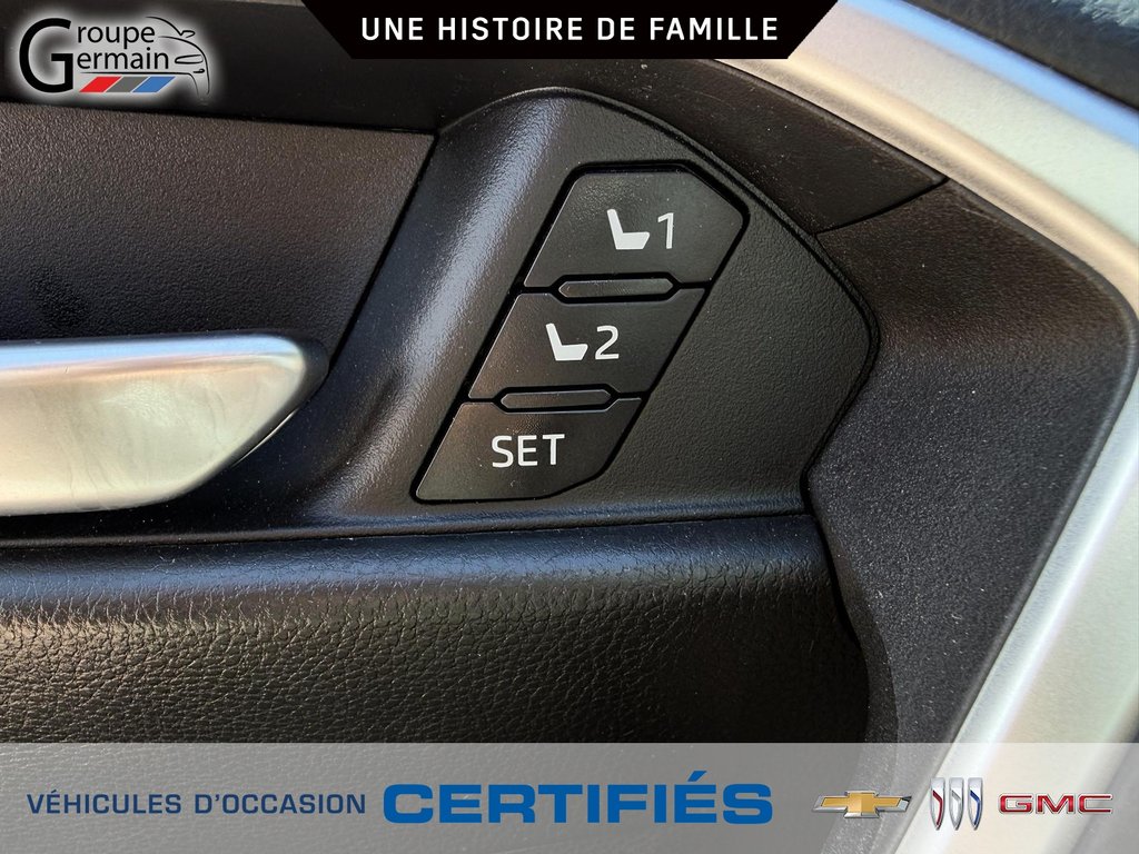 2024 Toyota RAV4 in St-Raymond, Quebec - 21 - w1024h768px