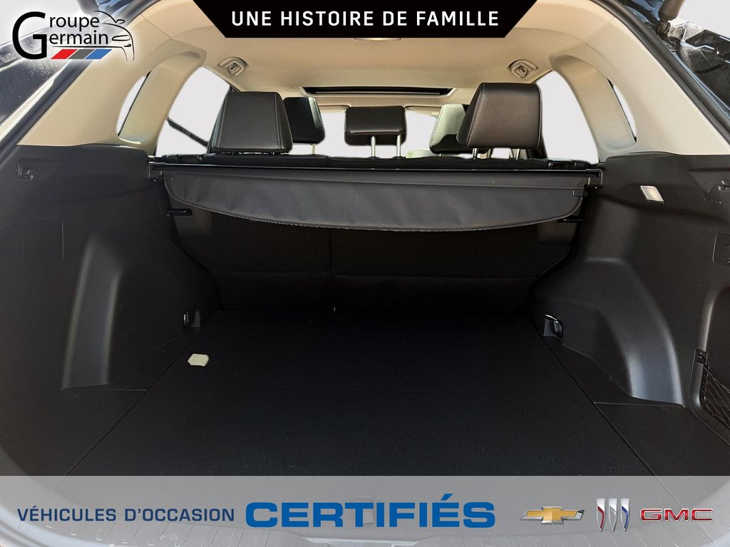 2024 Toyota RAV4 in St-Raymond, Quebec - 14 - w1024h768px