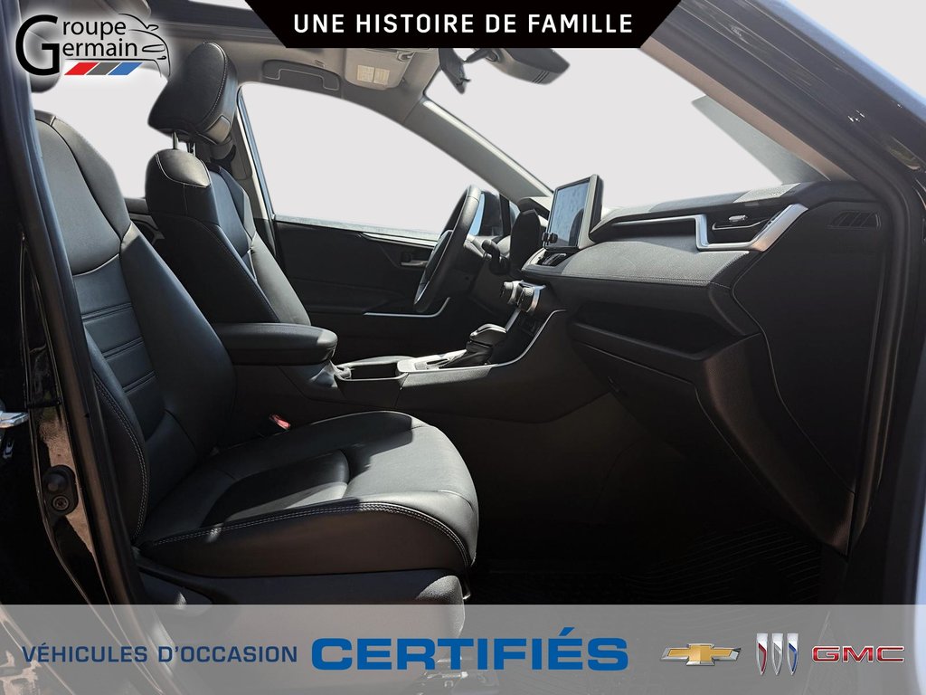 2024 Toyota RAV4 in St-Raymond, Quebec - 18 - w1024h768px