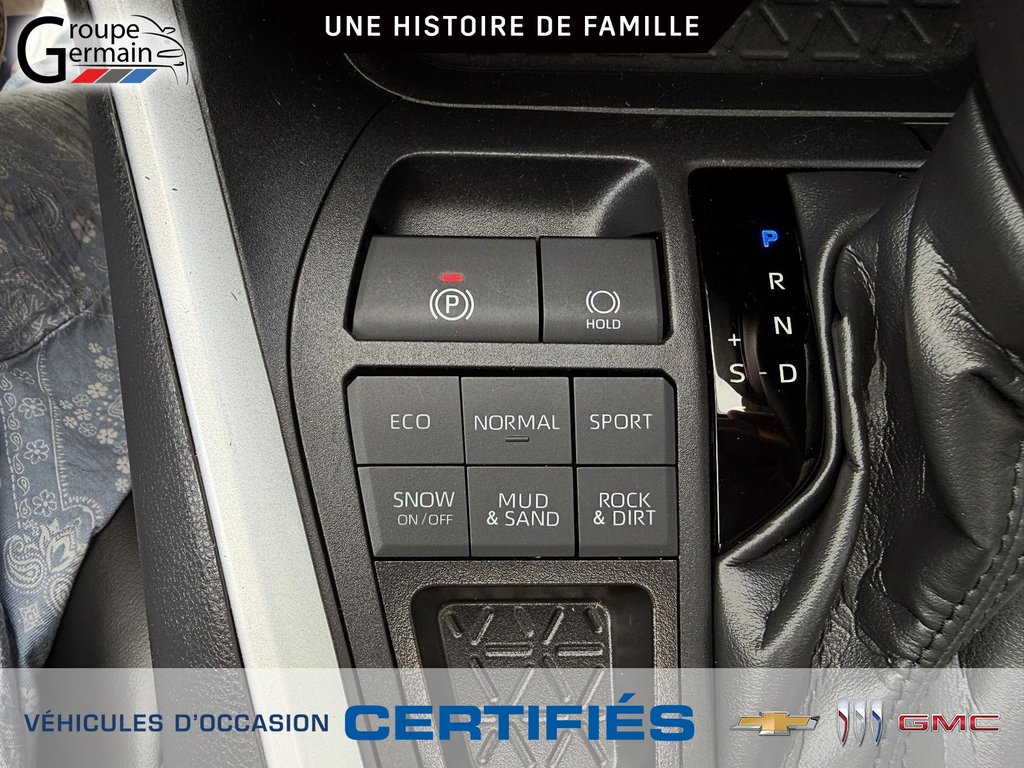 2024 Toyota RAV4 à St-Raymond, Québec - 30 - w1024h768px