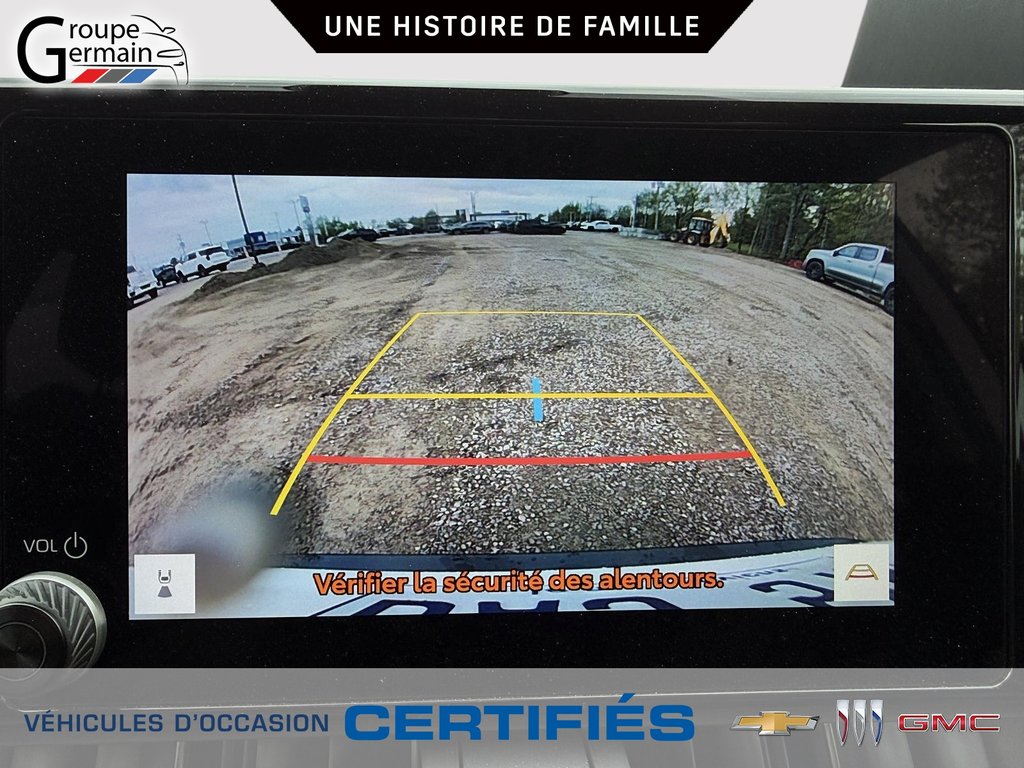 2025 Toyota RAV4 in St-Raymond, Quebec - 25 - w1024h768px