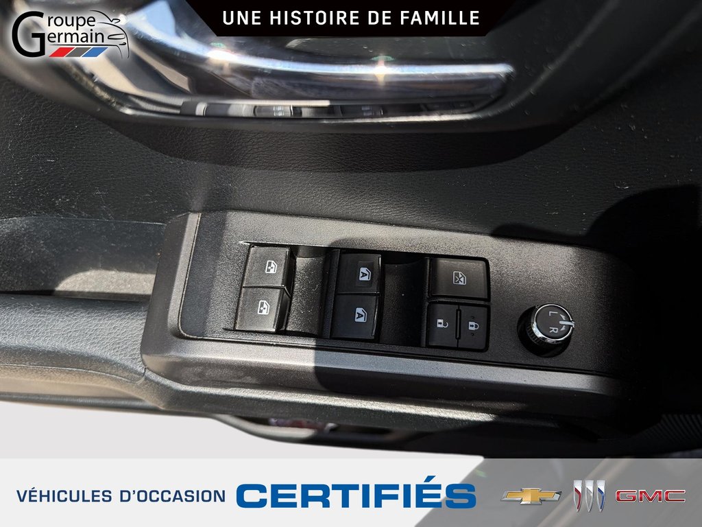 2017 Toyota TACOMA in St-Raymond, Quebec - 17 - w1024h768px