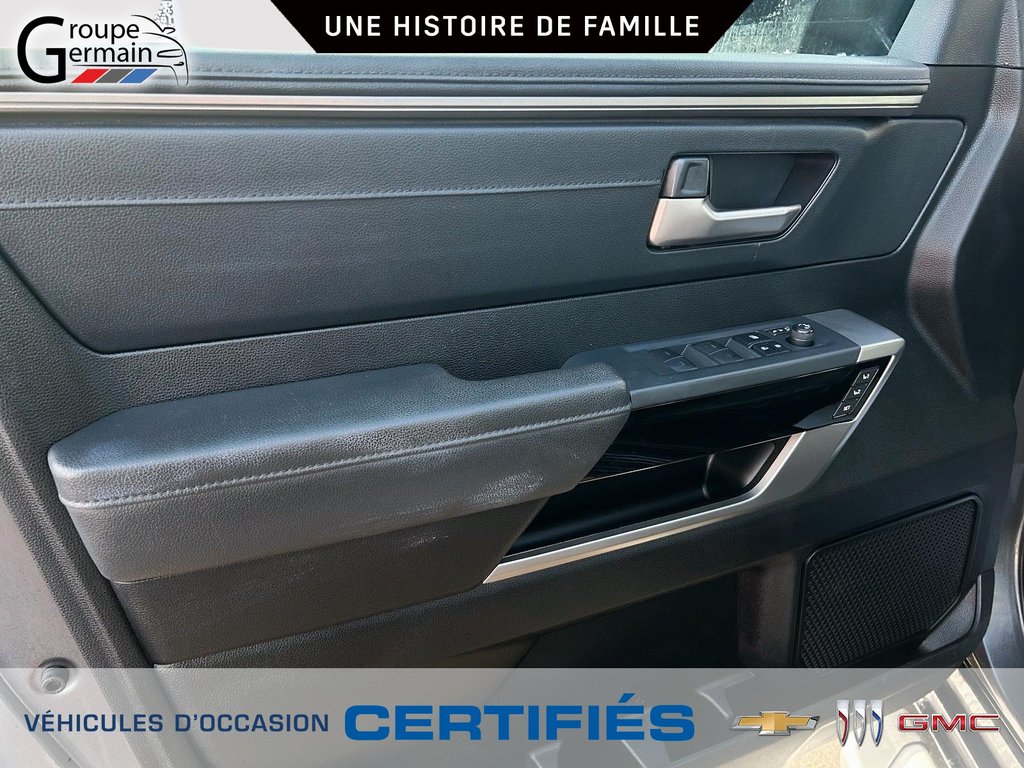 2022 Toyota Tundra in St-Raymond, Quebec - 10 - w1024h768px