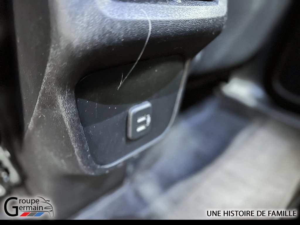 2019 Chevrolet Equinox in Donnacona, Quebec - 24 - w1024h768px