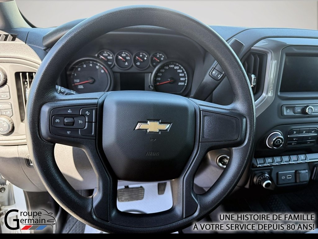 2022 Chevrolet Silverado 1500 à Donnacona, Québec - 15 - w1024h768px