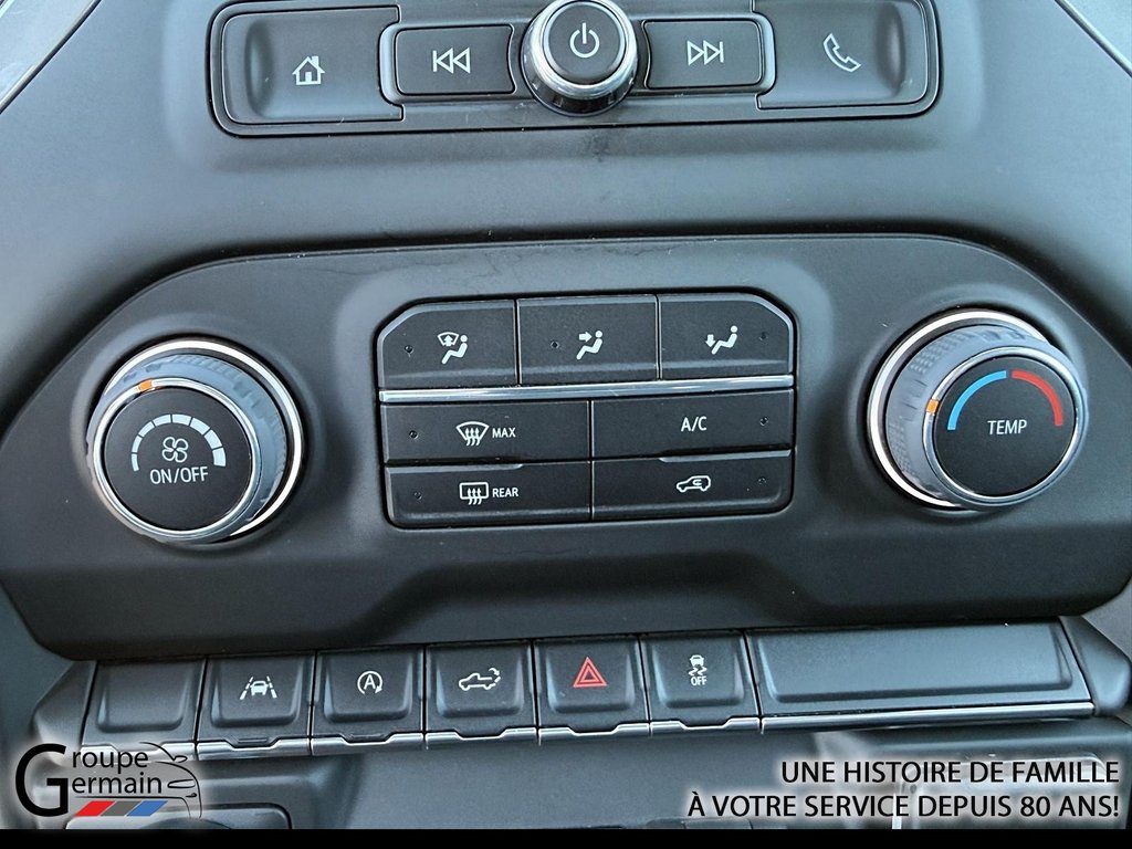 2022 Chevrolet Silverado 1500 à Donnacona, Québec - 18 - w1024h768px