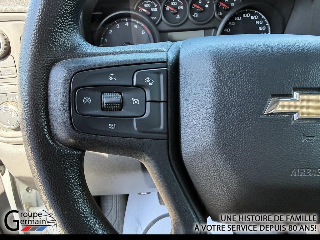 2022 Chevrolet Silverado 1500 à Donnacona, Québec - 14 - w1024h768px