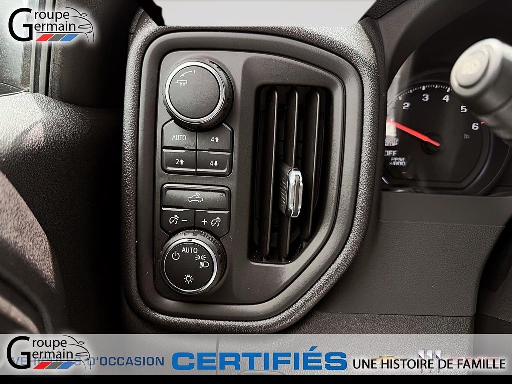 2024 Chevrolet Silverado 1500 in Donnacona, Quebec - 49 - w1024h768px