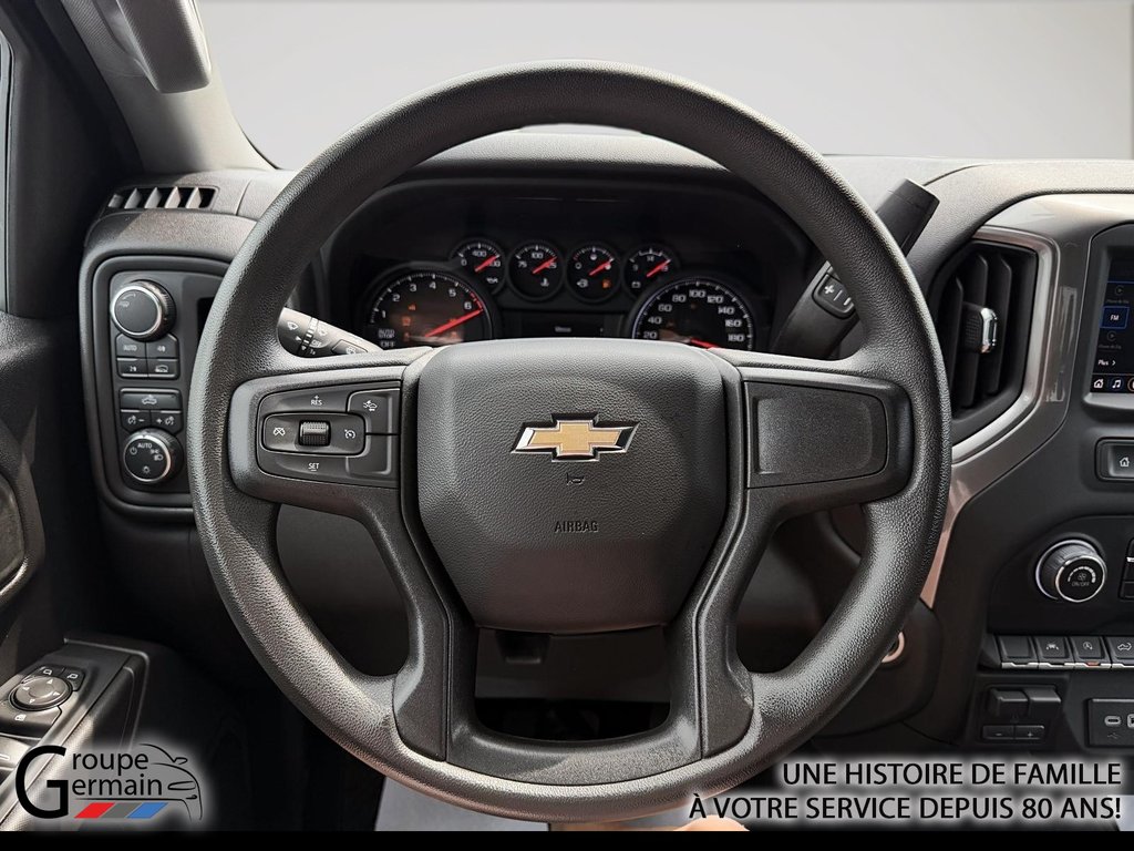 2024 Chevrolet Silverado 1500 in Donnacona, Quebec - 18 - w1024h768px