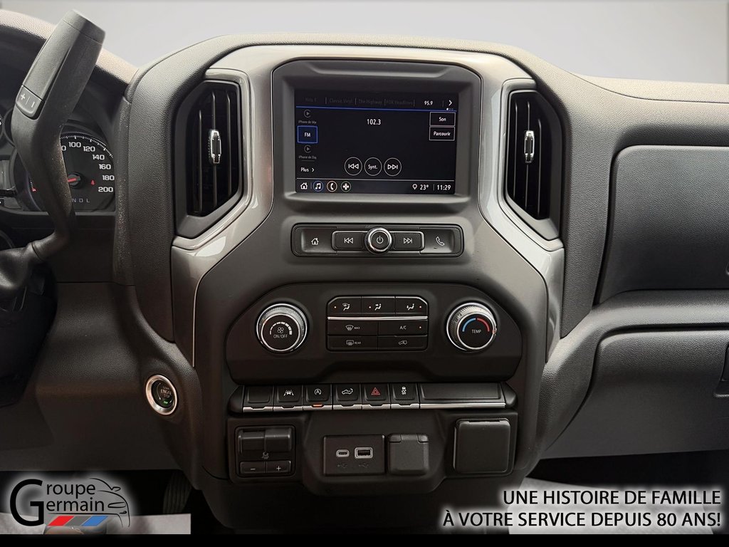 2024 Chevrolet Silverado 1500 in Donnacona, Quebec - 23 - w1024h768px