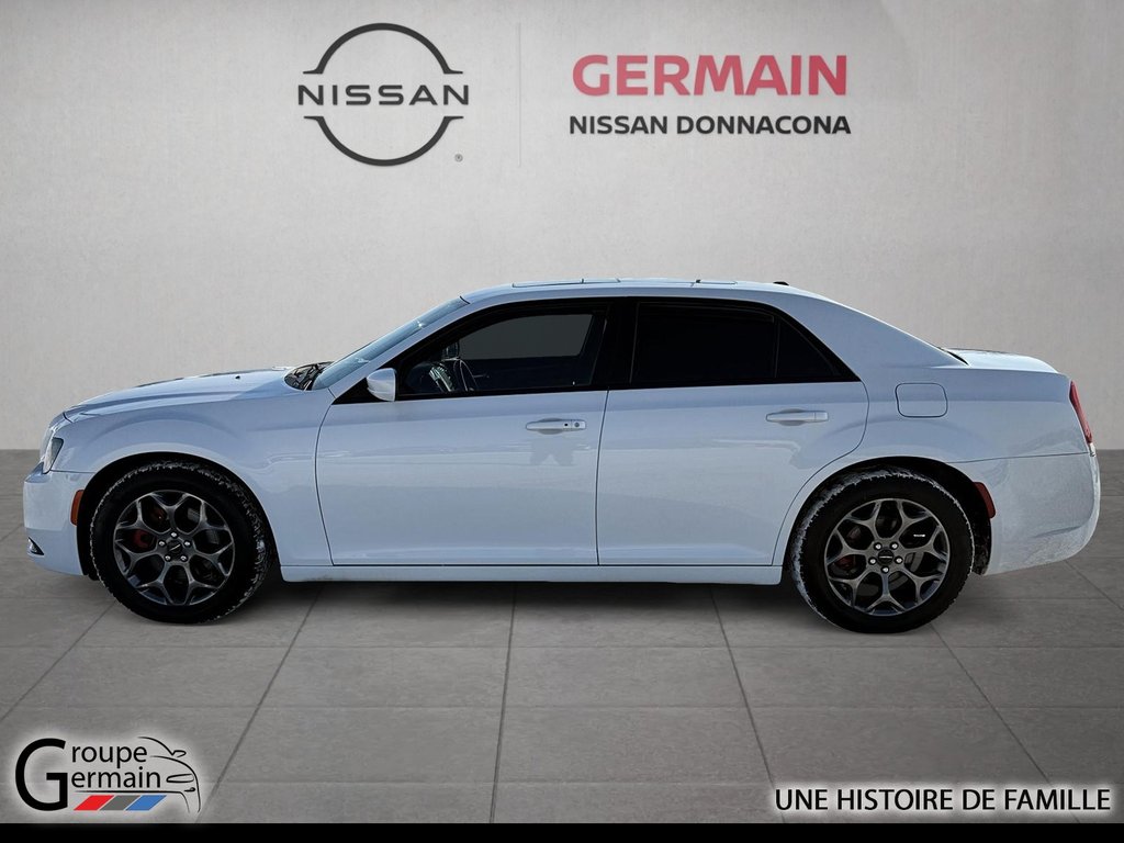 2015 Chrysler 300 à Donnacona, Québec - 2 - w1024h768px