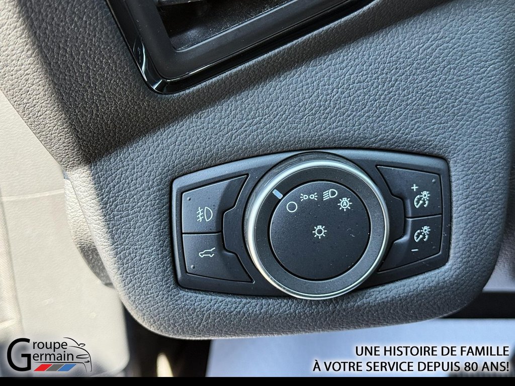 2019 Ford Escape AWD à Donnacona, Québec - 13 - w1024h768px
