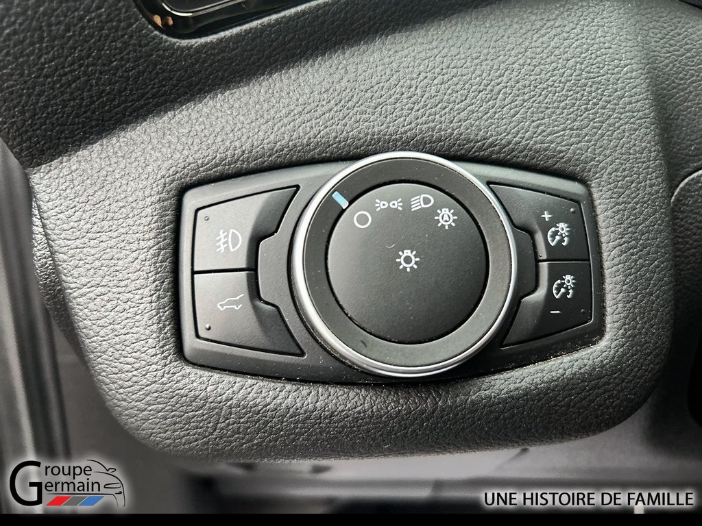 2019 Ford Escape in Donnacona, Quebec - 15 - w1024h768px