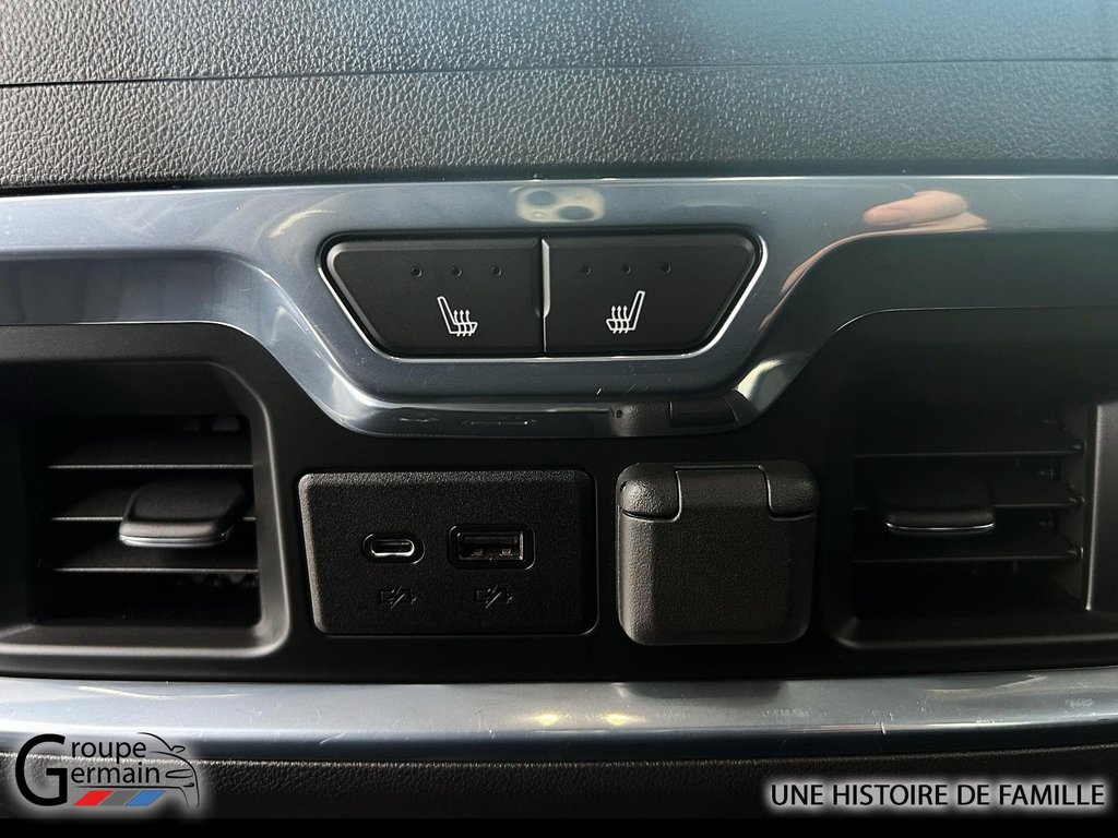 2021 GMC Sierra 1500 in Donnacona, Quebec - 28 - w1024h768px
