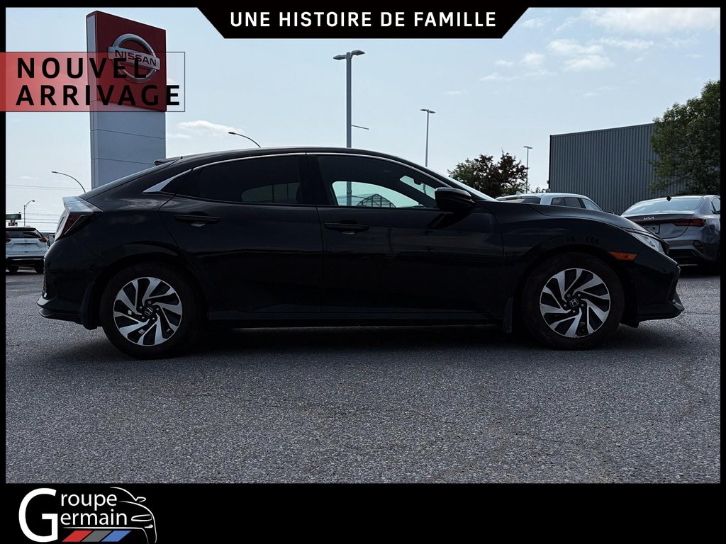 2017 Honda Civic in Donnacona, Quebec - 6 - w1024h768px