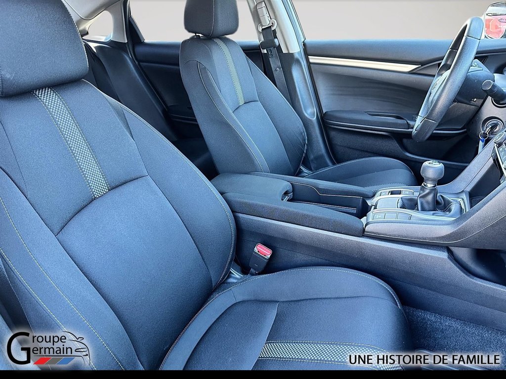 2019 Honda Civic in Donnacona, Quebec - 21 - w1024h768px