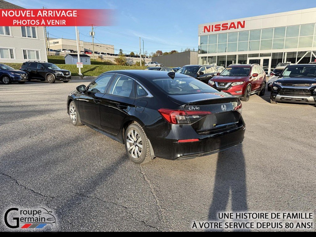 2023 Honda CIVIC in Donnacona, Quebec - 3 - w1024h768px