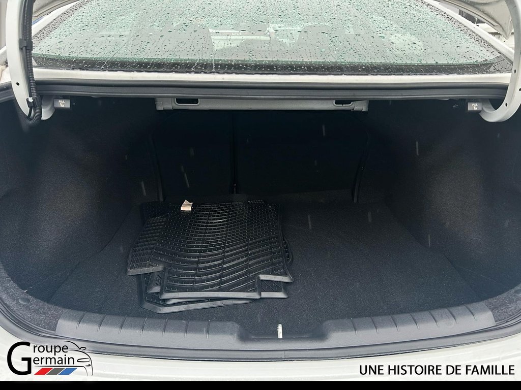 2020 Hyundai Elantra à Donnacona, Québec - 52 - w1024h768px
