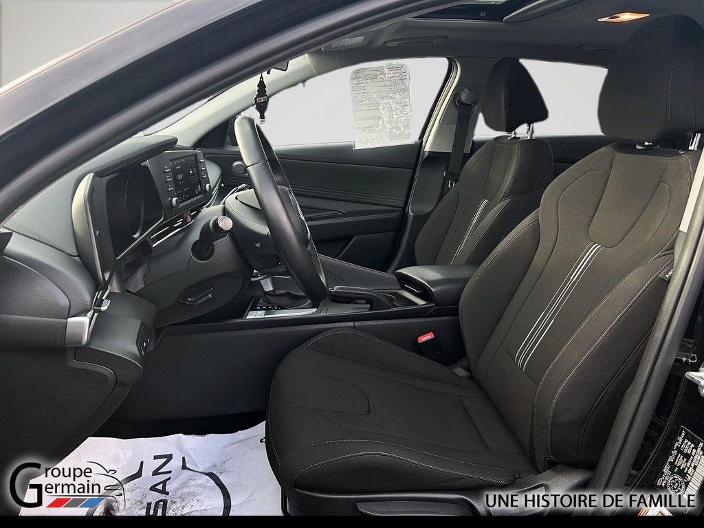 2022 Hyundai Elantra in Donnacona, Quebec - 11 - w1024h768px