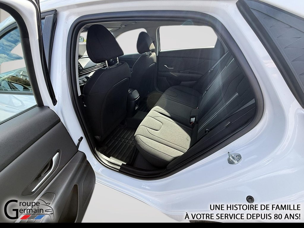 2024 Hyundai ELANTRA in Donnacona, Quebec - 22 - w1024h768px