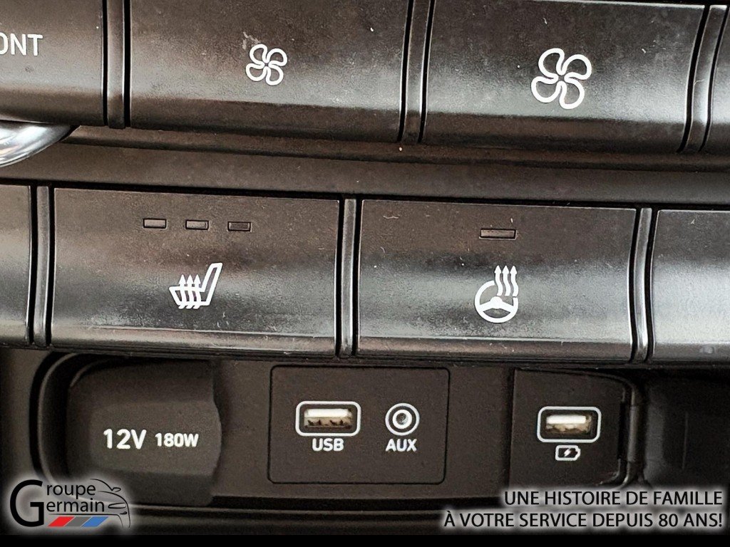 2020 Hyundai Santa Fe in Donnacona, Quebec - 30 - w1024h768px