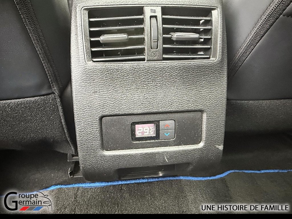 2024 Mitsubishi OUTLANDER à Donnacona, Québec - 22 - w1024h768px