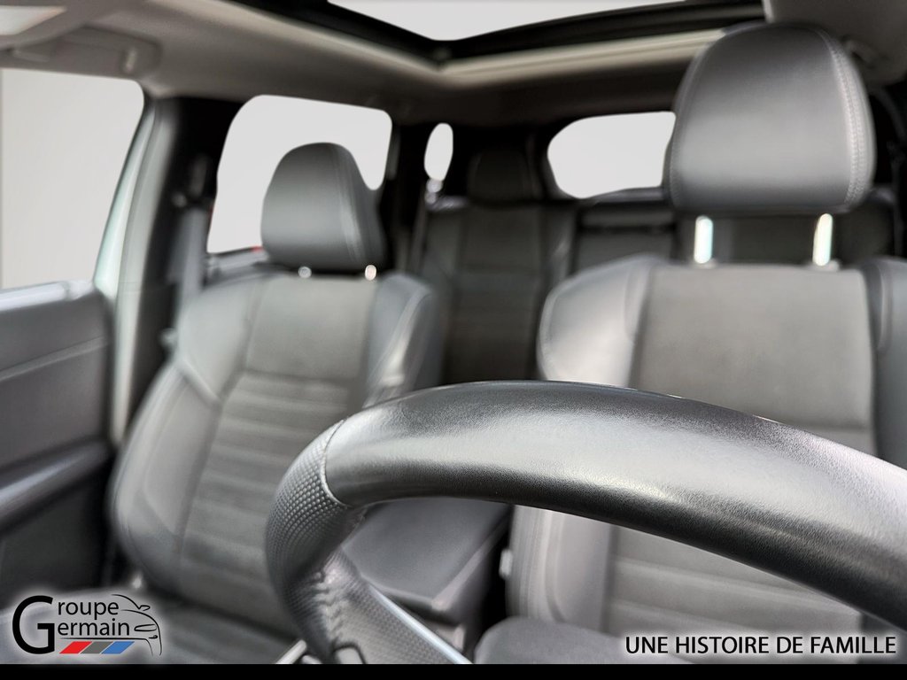 2024 Mitsubishi OUTLANDER à Donnacona, Québec - 12 - w1024h768px