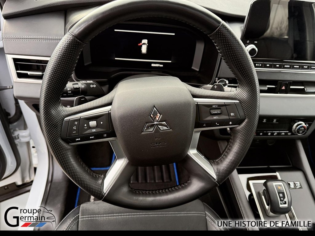 2024 Mitsubishi OUTLANDER à Donnacona, Québec - 13 - w1024h768px