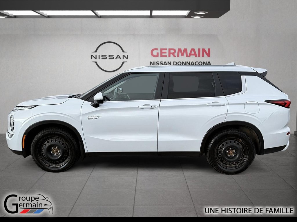 2024 Mitsubishi OUTLANDER à Donnacona, Québec - 2 - w1024h768px