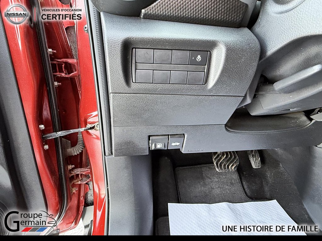 2021 Nissan KICKS in Donnacona, Quebec - 13 - w1024h768px