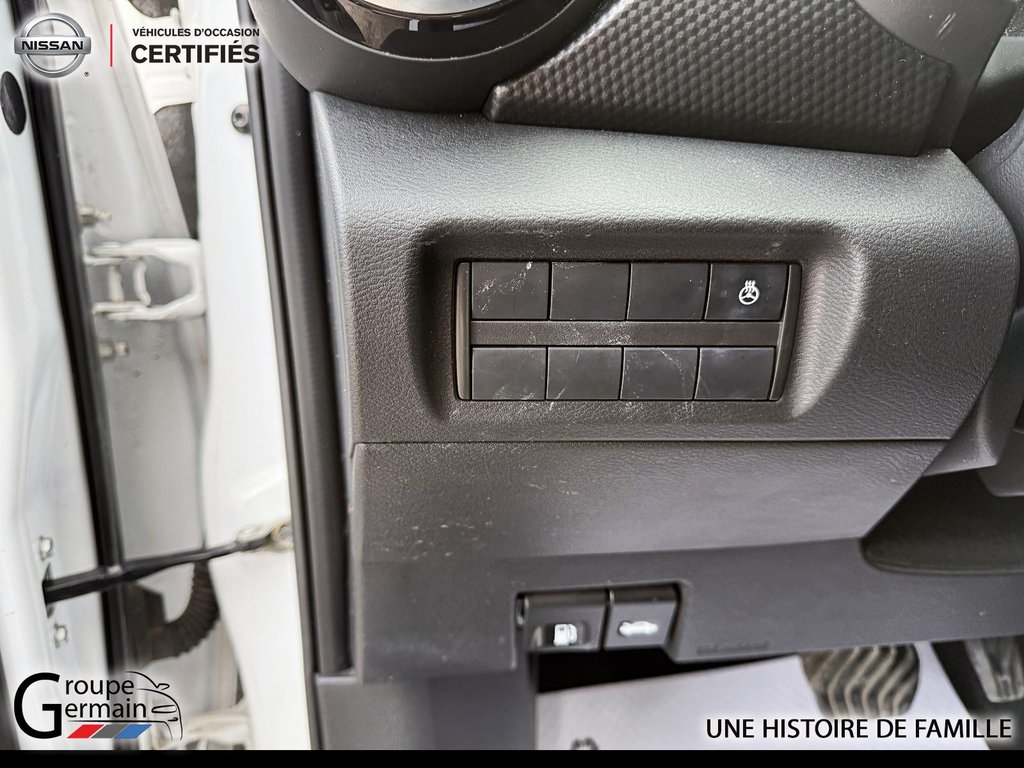 2023 Nissan KICKS in Donnacona, Quebec - 12 - w1024h768px