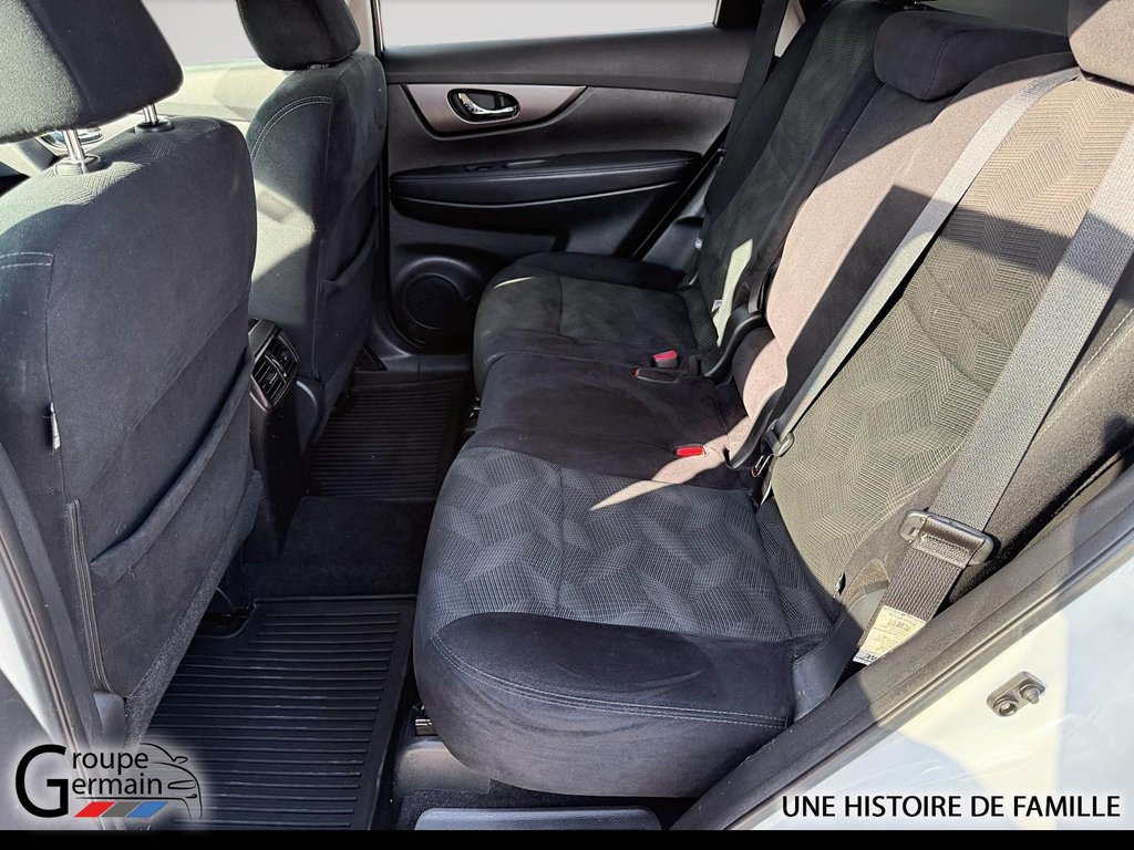 2016 Nissan Rogue in Donnacona, Quebec - 20 - w1024h768px