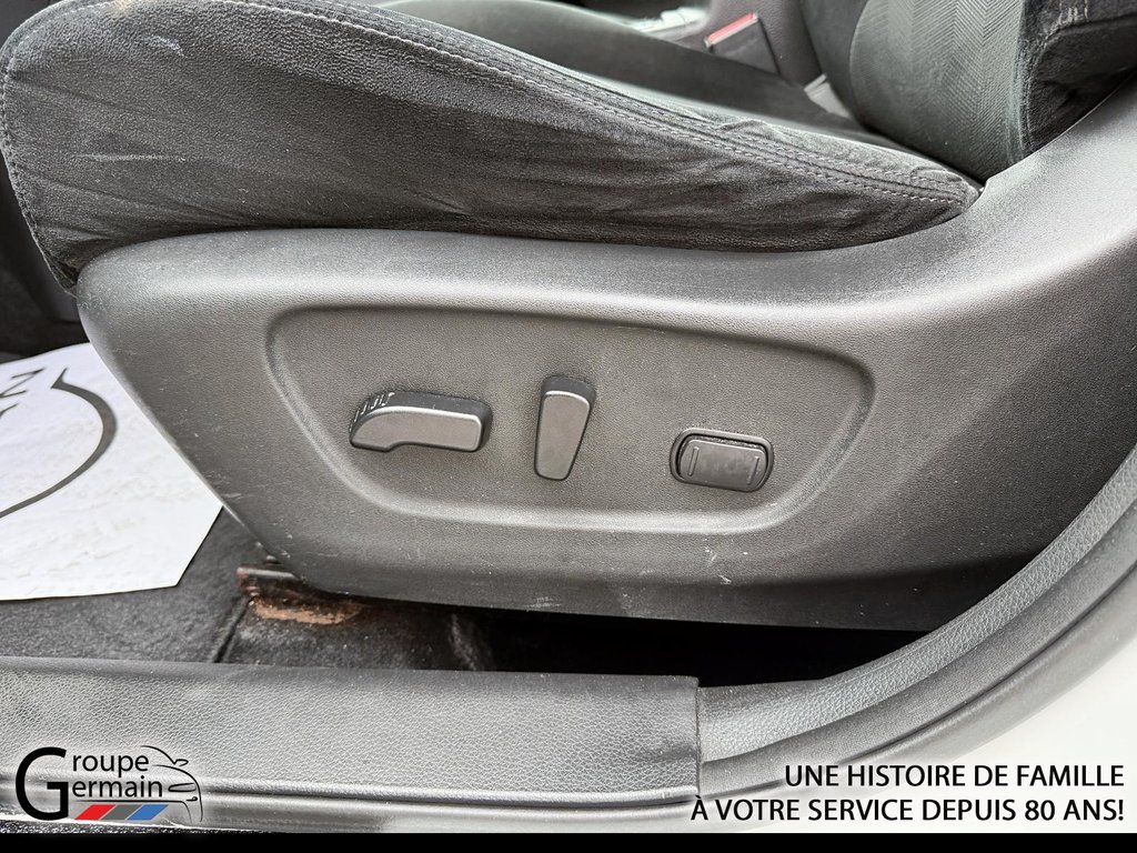 2016 Nissan Rogue in Donnacona, Quebec - 11 - w1024h768px