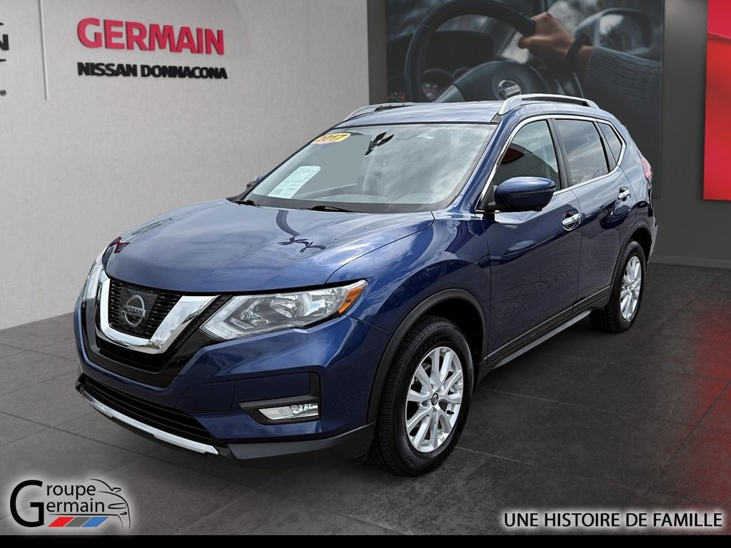 2017 Nissan Rogue in Donnacona, Quebec - 1 - w1024h768px