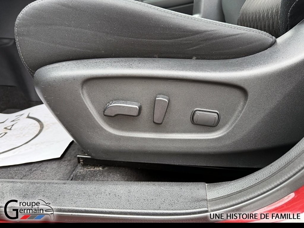 2019 Nissan Rogue in Donnacona, Quebec - 12 - w1024h768px