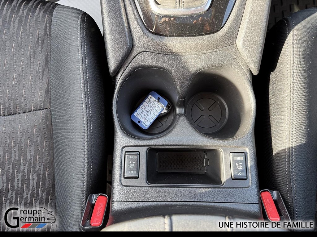 2019 Nissan Rogue in Donnacona, Quebec - 15 - w1024h768px