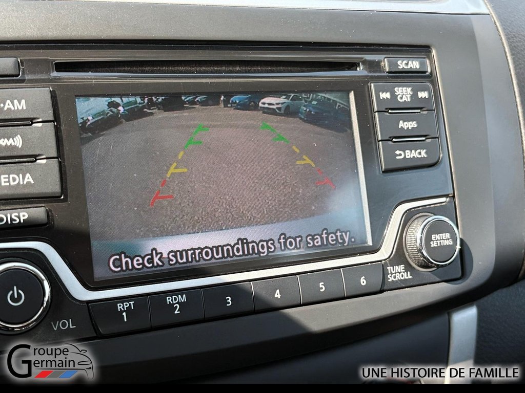 2015 Nissan Sentra in Donnacona, Quebec - 25 - w1024h768px