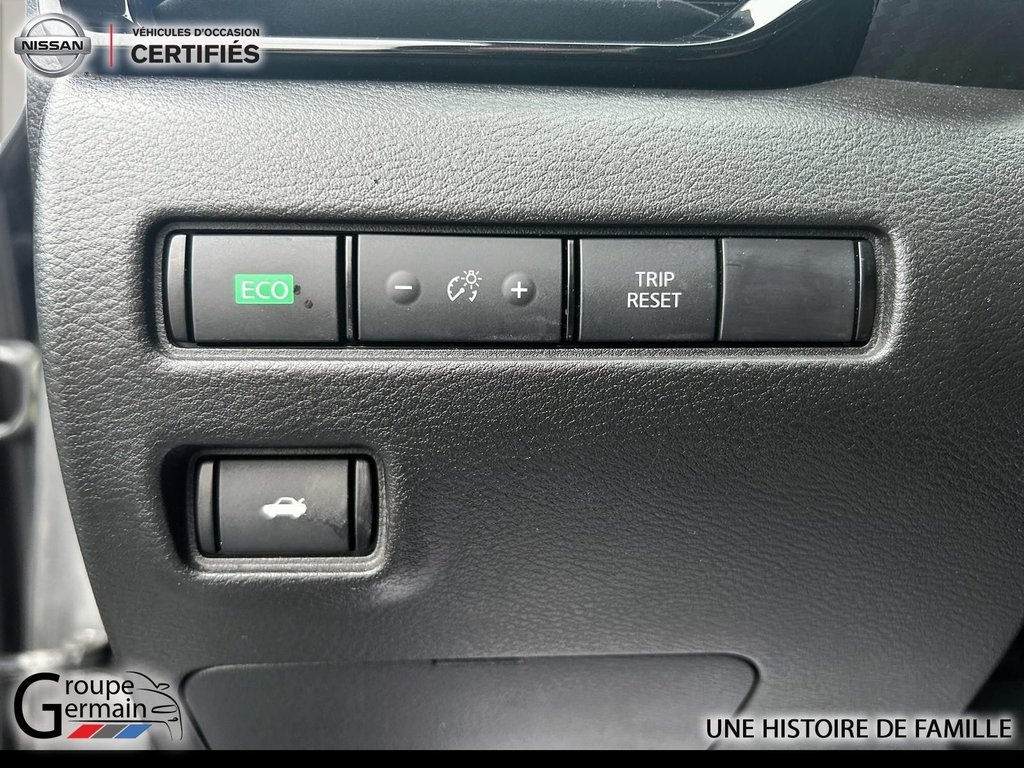 2023 Nissan Sentra à Donnacona, Québec - 13 - w1024h768px