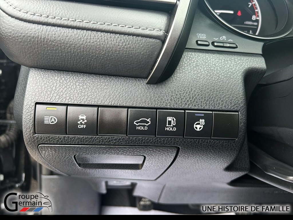 2024 Toyota Camry in Donnacona, Quebec - 15 - w1024h768px