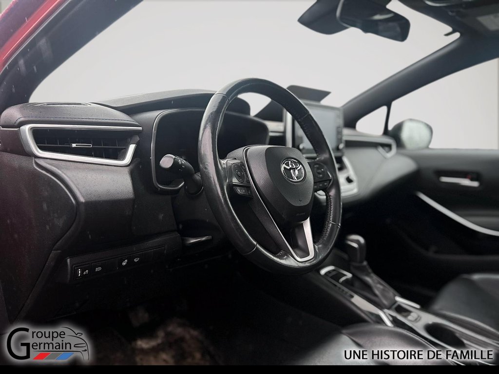 2020 Toyota Corolla in Donnacona, Quebec - 13 - w1024h768px