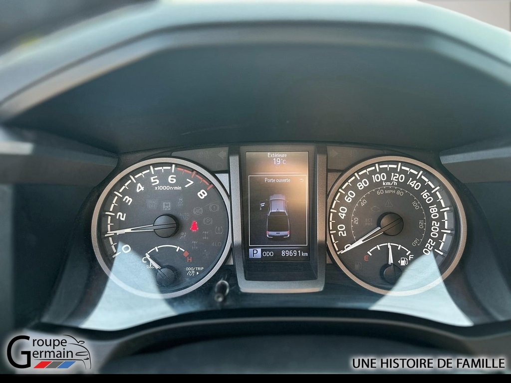 2018 Toyota Tacoma in Donnacona, Quebec - 16 - w1024h768px