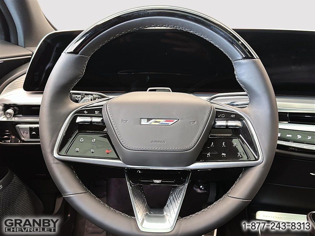 2026 Cadillac LYRIQ-V ELECTRIC AWD (1SV) in Granby, Quebec - 14 - w1024h768px