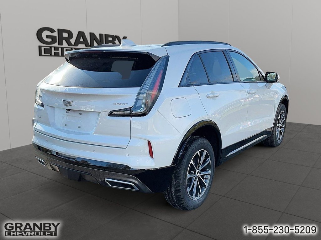 2025 Cadillac XT4 in Granby, Quebec - 5 - w1024h768px