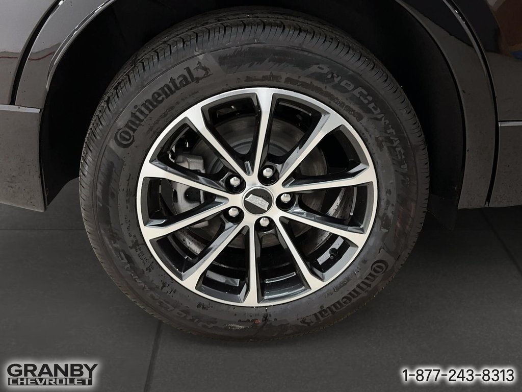 Cadillac XT4  2025 à Granby, Québec - 6 - w1024h768px