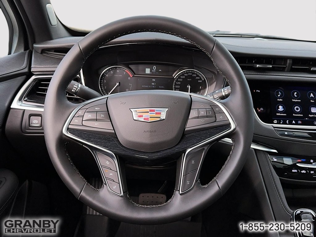 2025 Cadillac XT5 in Granby, Quebec - 15 - w1024h768px