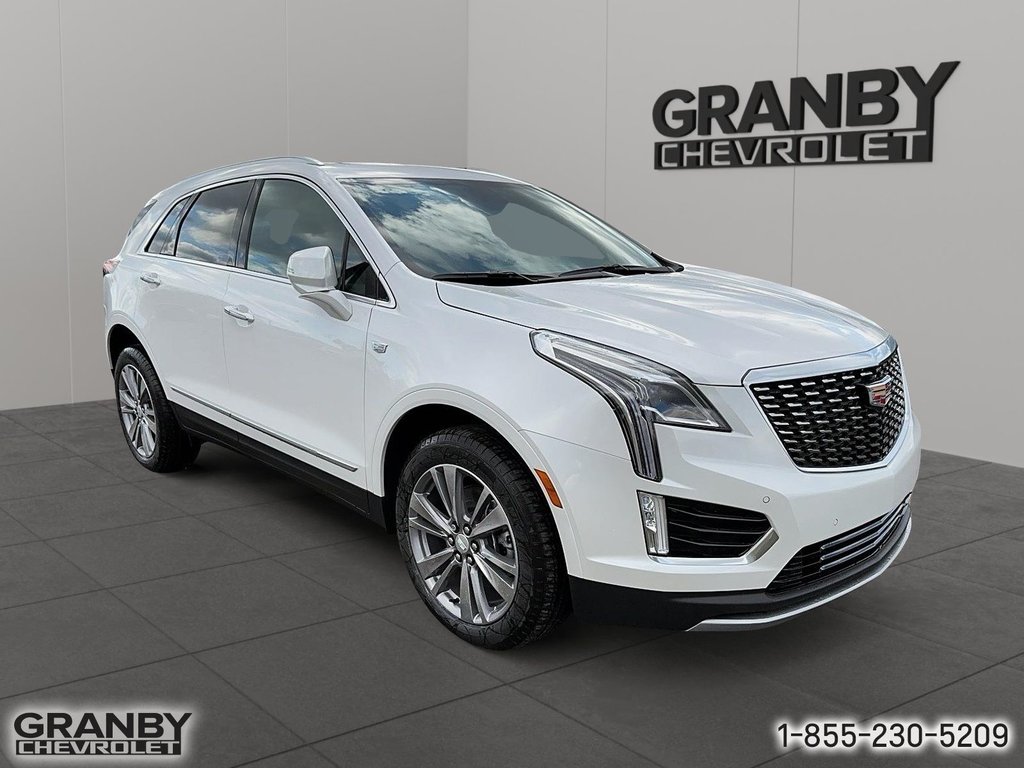 2025 Cadillac XT5 in Granby, Quebec - 3 - w1024h768px