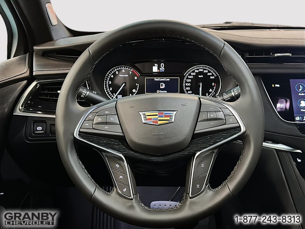 2025 Cadillac XT5 in Granby, Quebec - 15 - w1024h768px
