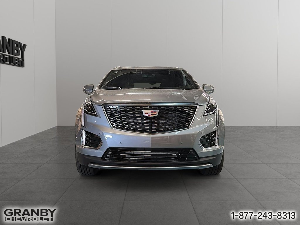 2025 Cadillac XT5 in Granby, Quebec - 2 - w1024h768px