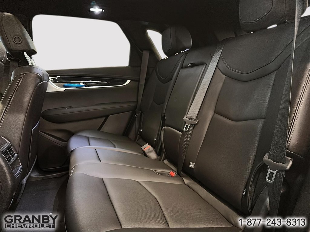 2025 Cadillac XT5 in Granby, Quebec - 12 - w1024h768px